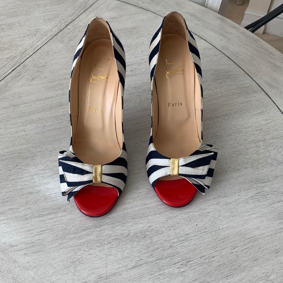 Christian Louboutin Blue/Ivory/Red Stripe Pumps sz 40 - Picture 1 of 11